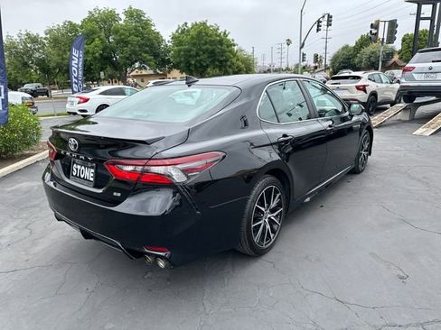Used 2024 Toyota Camry SE FWD image 8