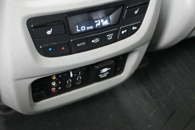 Used 2018 Honda Pilot Elite image 22