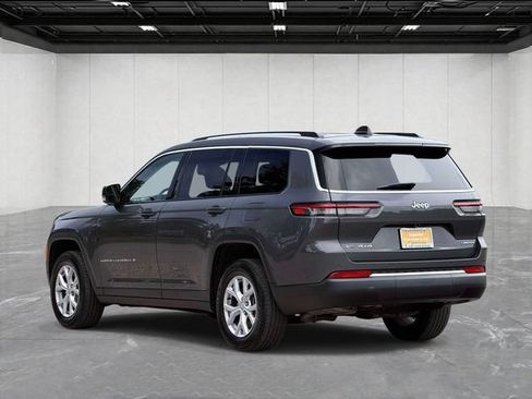 Certified 2022 Jeep Grand Cherokee L Limited AWD/4WD image 3
