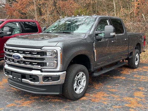 New 2026 Ford F250 XLT w/ XLT Premium Package image 2