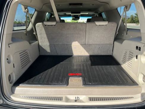 Used 2018 GMC Yukon XL Denali w/ Open Road Package image 16