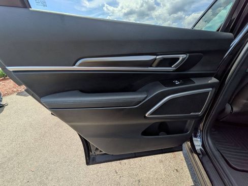 Used 2023 Kia Telluride S w/ S Sunroof Package AWD/4WD image 23