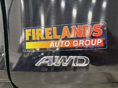 Used 2024 Toyota Sienna Limited image 12