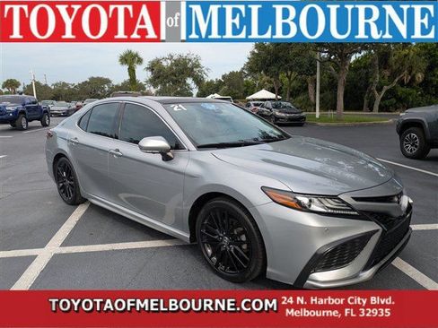 Used 2021 Toyota Camry XSE w/ Navigation Package FWD image 1
