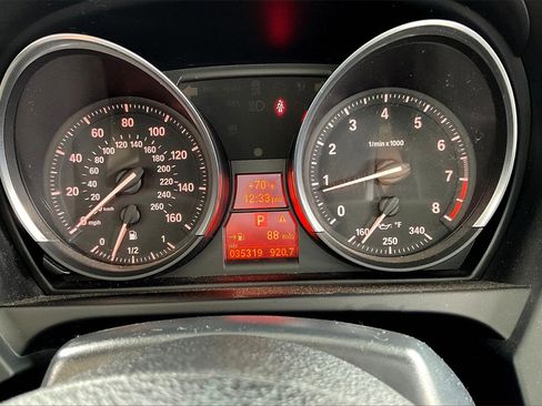 Used 2016 BMW Z4 sDrive28i image 12