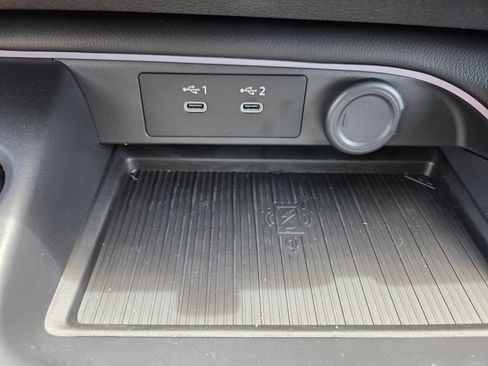 Used 2026 Nissan Sentra SV w/ SV Convenience Package FWD image 17