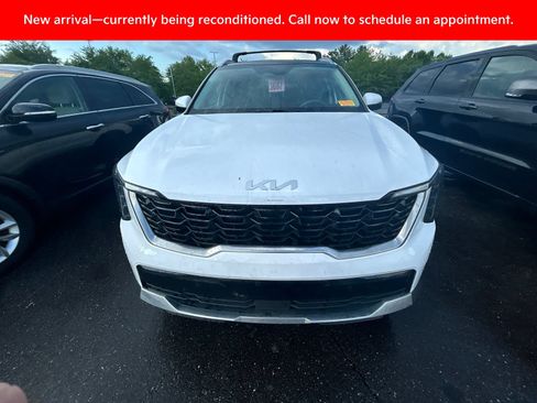 Certified 2024 Kia Sorento S w/ Panoramic Sunroof Package FWD image 1