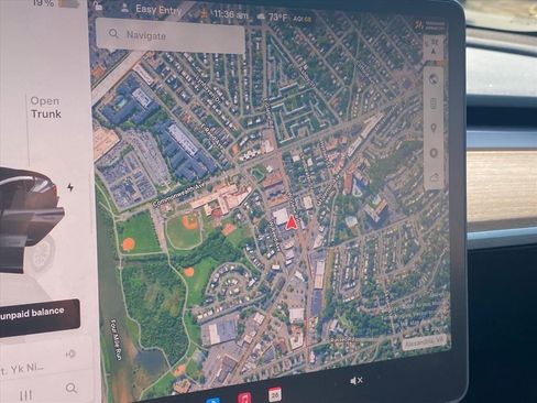 Used 2023 Tesla Model 3 Standard Range image 16