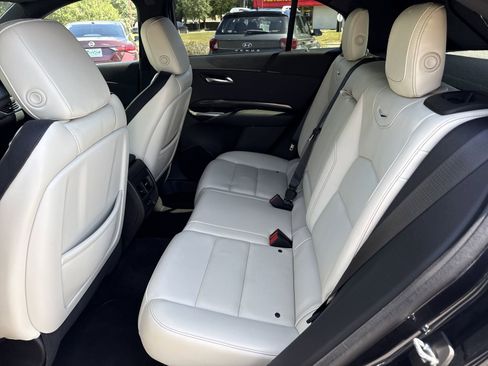 Used 2022 Cadillac XT4 Sport w/ Comfort Package image 10