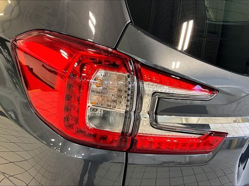 Used 2024 Subaru Ascent Touring AWD/4WD image 26