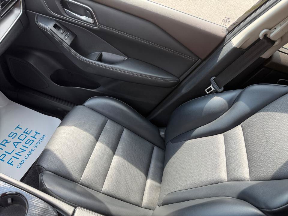 Used 2021 Nissan Rogue SV w/ Premium Package FWD image 28