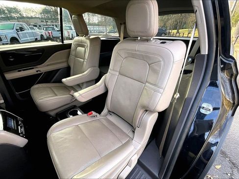 Used 2022 Lincoln Aviator Reserve w/ Equipment Group 201A image 26