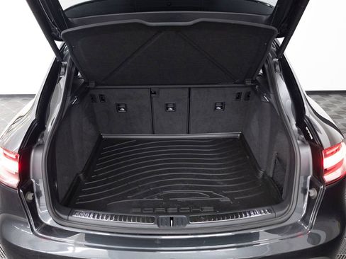 Certified 2026 Porsche Macan AWD/4WD image 28