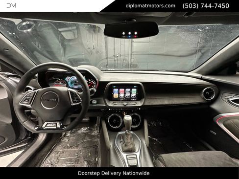 Used 2018 Chevrolet Camaro ZL1 image 23