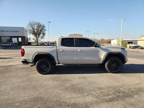 New 2026 GMC Canyon Elevation w/ Convenience Package image 7