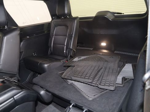 Used 2020 Lincoln Navigator Reserve AWD/4WD image 49