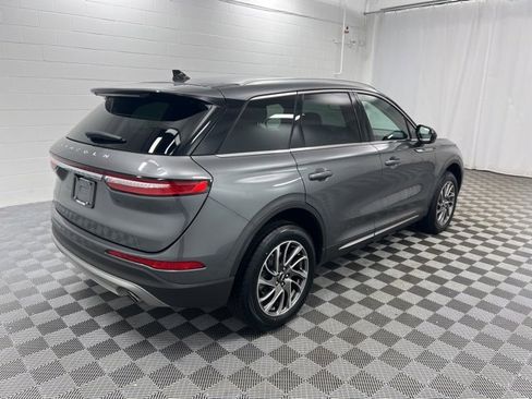 Certified 2022 Lincoln Corsair Standard w/ Equipment Group 101A image 6