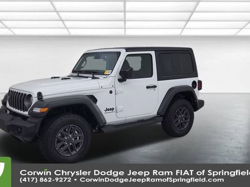 Used 2025 Jeep Wrangler Sport image 7
