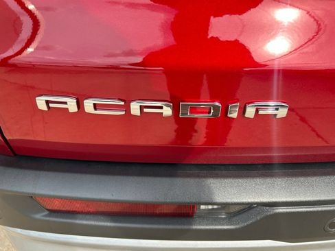 Used 2026 GMC Acadia Elevation w/ Elevation Premium Package FWD image 31