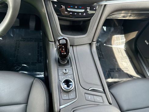 Used 2022 Cadillac XT5 Premium Luxury AWD/4WD image 23