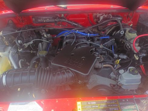 Used 2005 Ford Ranger XLT AWD/4WD image 11
