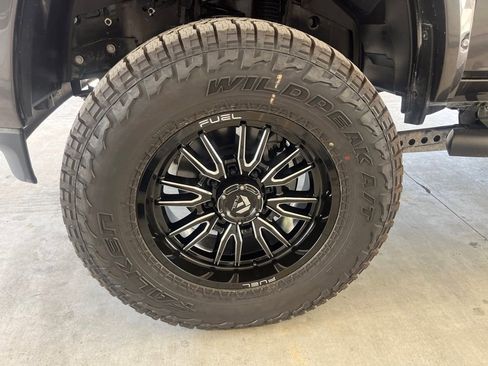 New 2022 RAM 2500 Big Horn w/ Level C Equiment Group image 12