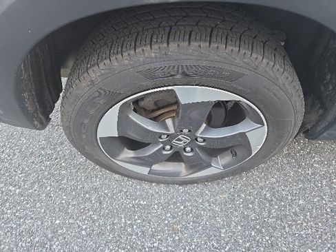 Used 2018 Honda HR-V EX-L image 13