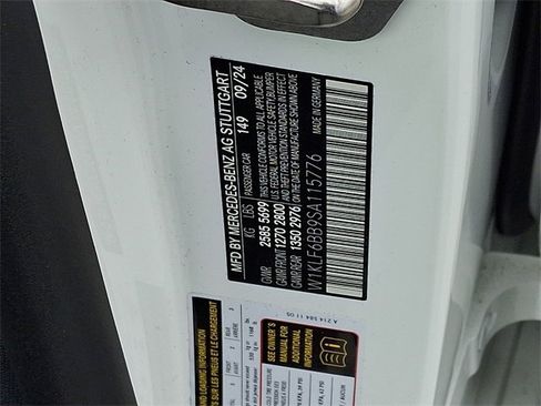 Used 2025 Mercedes-Benz E 450 4MATIC Sedan image 28