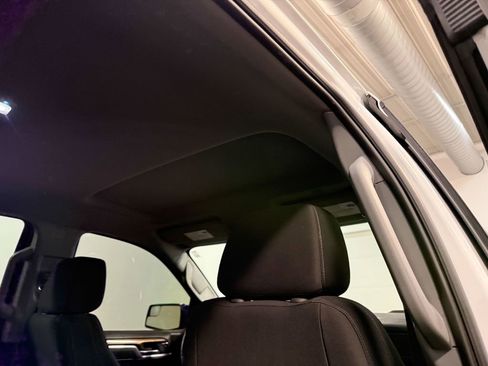 Used 2024 Chevrolet Silverado 1500 LT Trail Boss w/ Protection Package image 17