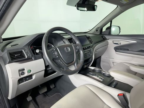 Used 2021 Honda Ridgeline RTL image 3