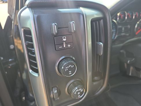 Used 2018 Chevrolet Silverado 1500 LT w/ All Star Edition AWD/4WD image 19