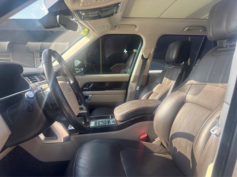 Used 2019 Land Rover Range Rover HSE AWD/4WD image 9