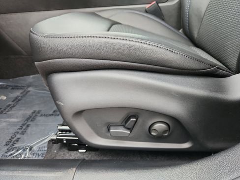 New 2026 Jeep Compass Latitude AWD/4WD image 19