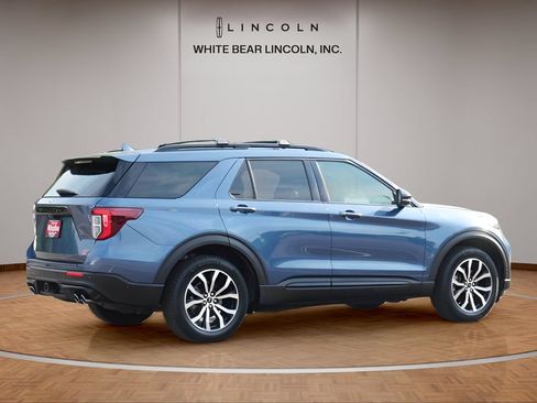 Used 2020 Ford Explorer ST w/ Premium Technology Package AWD/4WD image 5