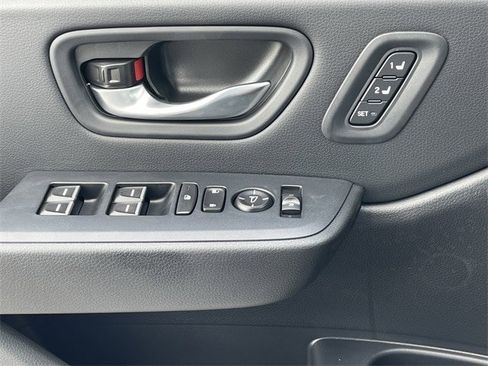 New 2025 Honda Pilot Touring image 22