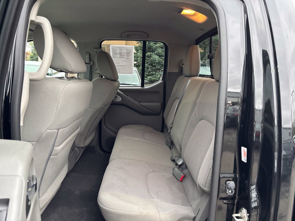 Used 2019 Nissan Frontier SV AWD/4WD image 12
