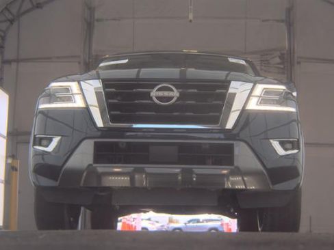 Used 2023 Nissan Armada SL w/ Cargo Package RWD image 3