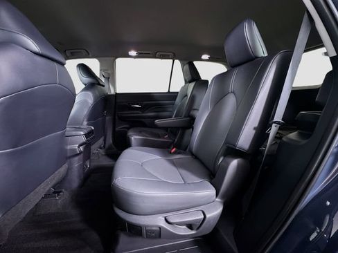 Used 2024 Toyota Grand Highlander AWD image 26