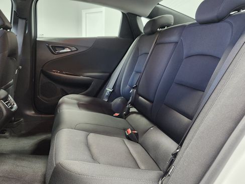 Used 2023 Chevrolet Malibu LT FWD image 13