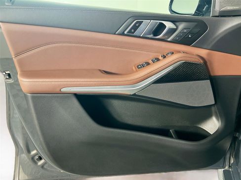 Used 2024 BMW X5 M60i w/ Executive Package image 18