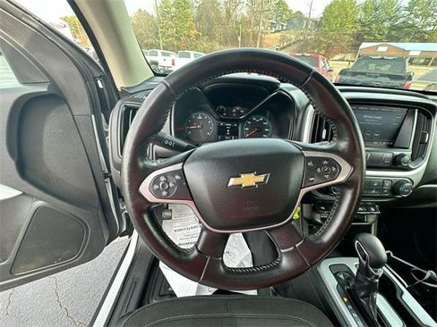 Used 2022 Chevrolet Colorado LT w/ Fleet Safety Package image 15