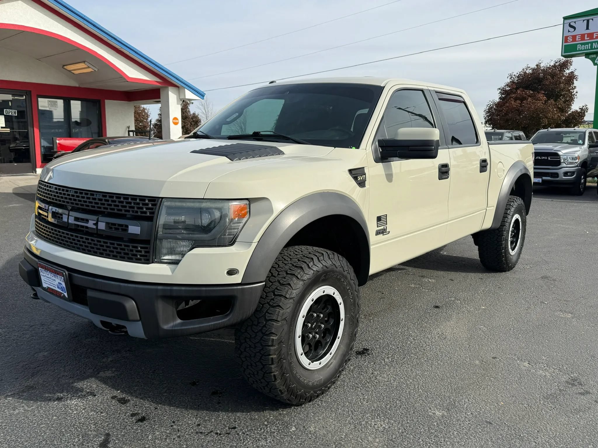 Used 2013 Ford F150 Raptor w/ Luxury Equipment Group AWD/4WD image 1