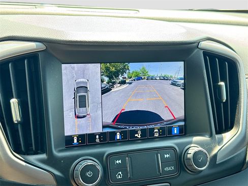 Used 2024 GMC Terrain AT4 w/ Tech Package image 13