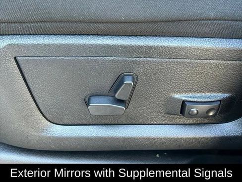 Certified 2026 RAM 2500 Big Horn AWD/4WD image 17