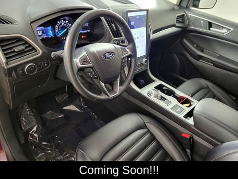 Used 2022 Ford Edge SEL w/ Convenience Package image 12