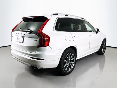 Used 2019 Volvo XC90 T6 Momentum image 9