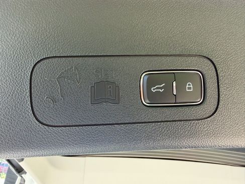 New 2026 Lincoln Aviator Reserve AWD/4WD image 18
