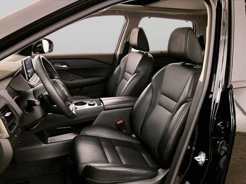 Used 2023 Nissan Rogue SV w/ SV Premium B Package AWD/4WD image 24