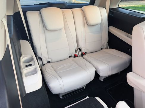 Used 2026 Mercedes-Benz GLS 450 4MATIC image 16