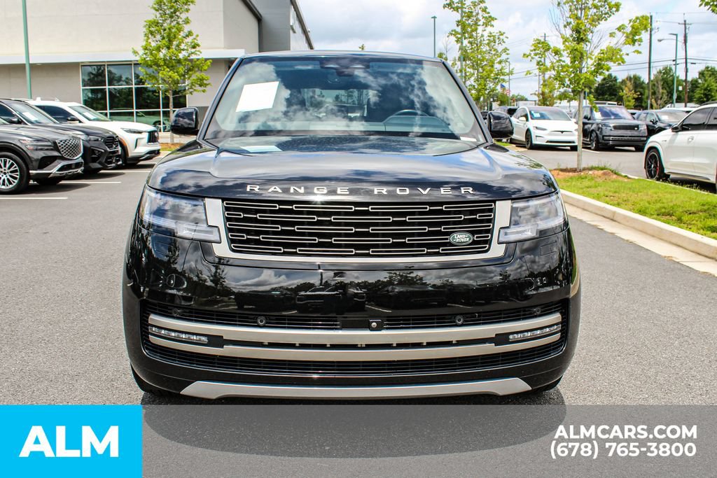 Used 2025 Land Rover Range Rover Long Wheelbase SE AWD/4WD image 9
